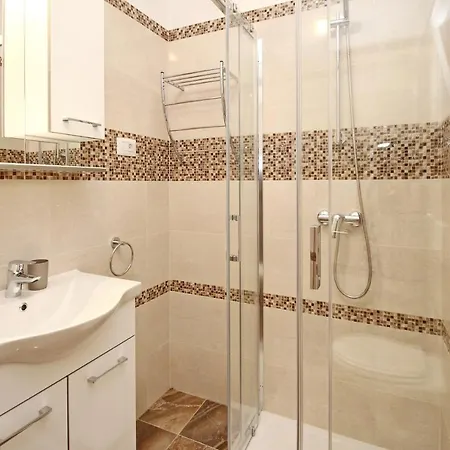 With A Parking Space Baska, Krk - 18793 Daire *