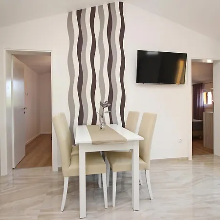 With A Parking Space Baska, Krk - 18793 Daire