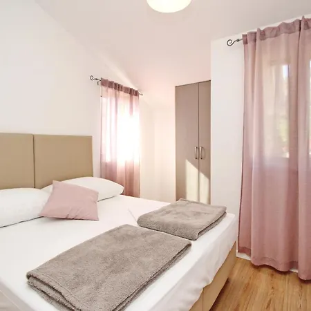 With A Parking Space Baska, Krk - 18793 Appartement